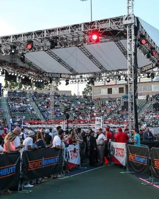 Guns N Hoses